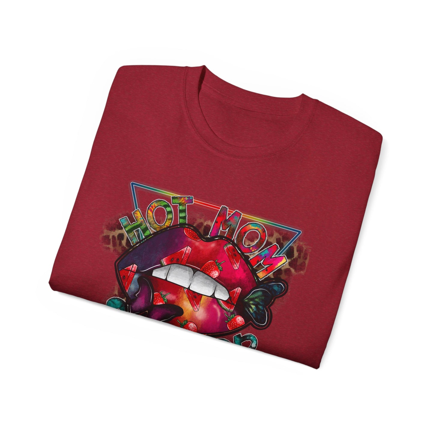 Hot Mom Summer T-Shirt / Trendy Graphic Tee / Bold Lip Print Shirt / Casual Summer Outfit / Fun Mom Gift Top