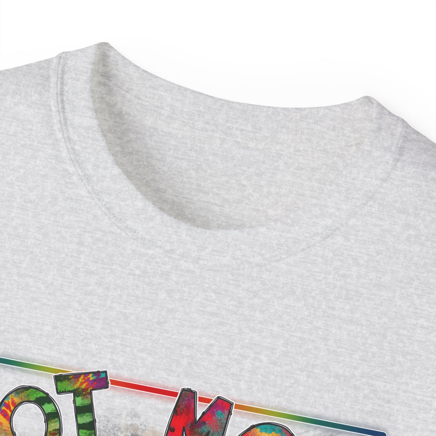 Hot Mom Summer T-Shirt / Trendy Graphic Tee / Bold Lip Print Shirt / Casual Summer Outfit / Fun Mom Gift Top