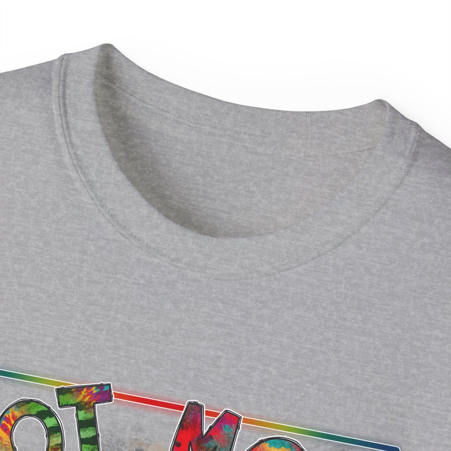 Hot Mom Summer T-Shirt / Trendy Graphic Tee / Bold Lip Print Shirt / Casual Summer Outfit / Fun Mom Gift Top